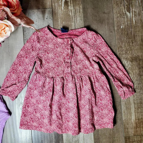 babyGap and Carter's Toddler Girl Top and Dress Size 24m and 2t Bundle NWOT - Picture 3 of 15